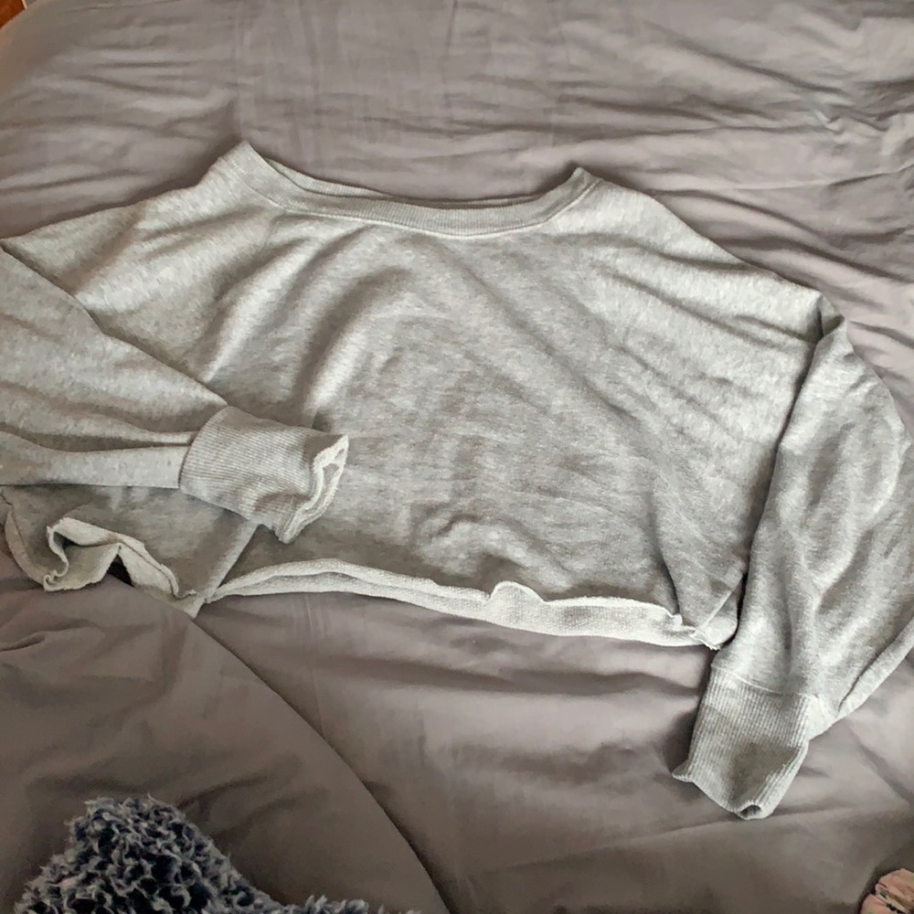 unknown brand (thrifted) oversized grey cropped crew neck